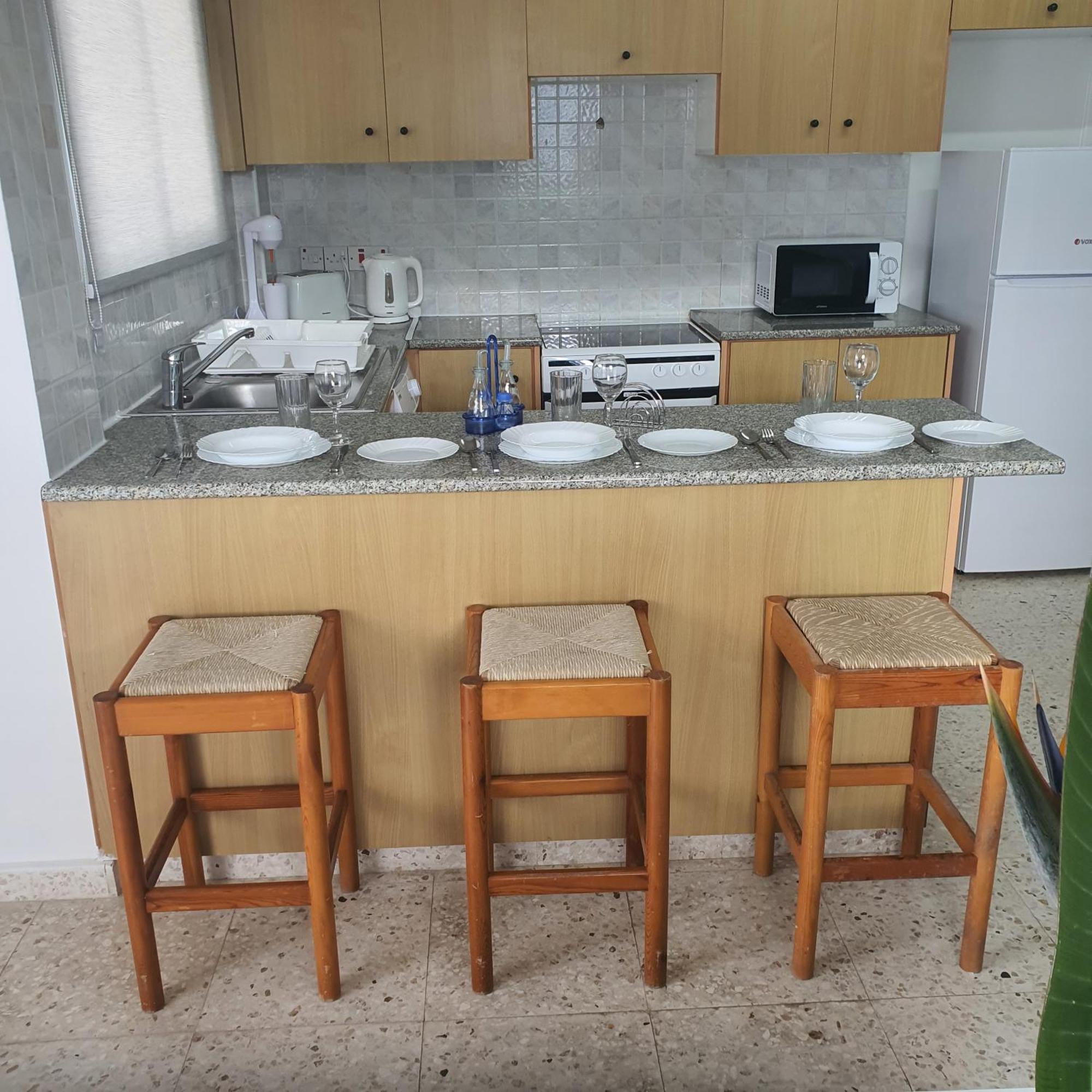 G&E Harbour Apartments Латхи Экстерьер фото